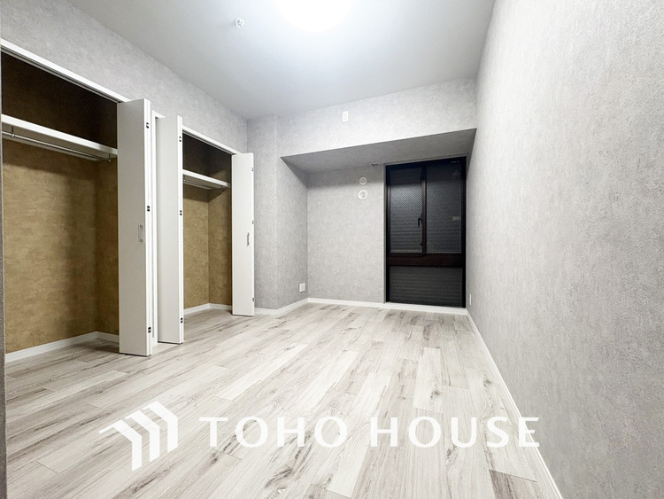 内装 1日の疲れを癒し、心地よく寛げるようゆったりとした広さをしています