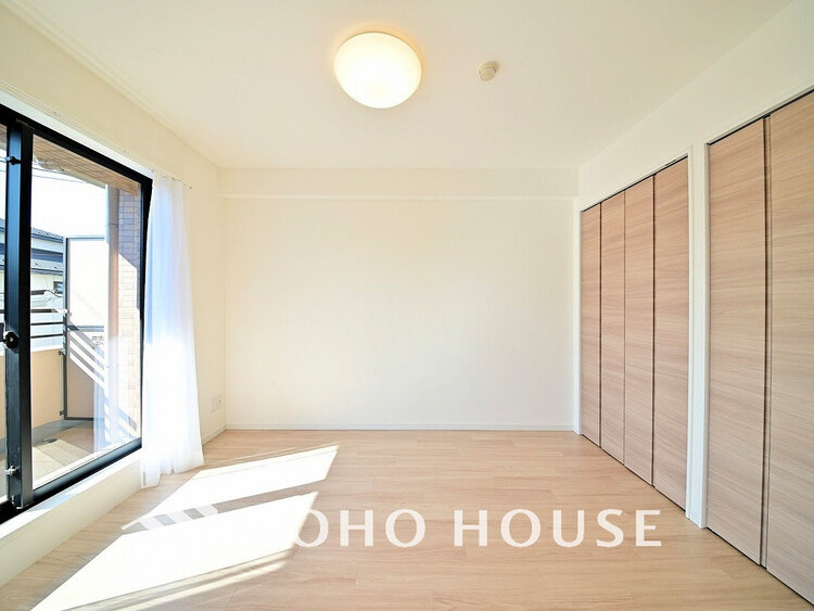 内装 1日の疲れを癒し、心地よく寛げるようゆったりとした広さをしています