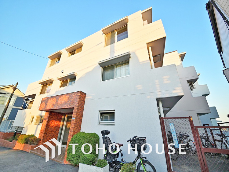 外観 〜「たまプラーザ」駅徒歩15分〜南向きのため陽当り良好〜リフォーム済み2LDK〜