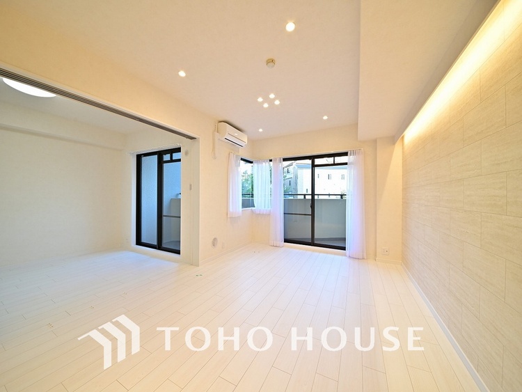 内装 ゆったりとくつろげる上質なリビングダイニング