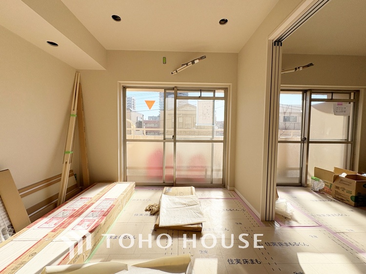 内装 ◆眩い◆光が燦々と入り、家族の笑顔を照らす。「いつまでも続いて」と願う夢のような毎日がここにある。