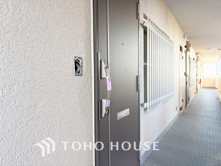 キッチン 流れる時をより芳醇なコーヒーの様な色彩奏でるアダージョ。そして情景豊かな作品のような暮らしがイメージできる。