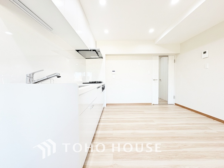 キッチン ◆家族◆愛する家族を一目で見渡せる。家族が集う空間。永遠に続く幸せな毎日を、ここで。