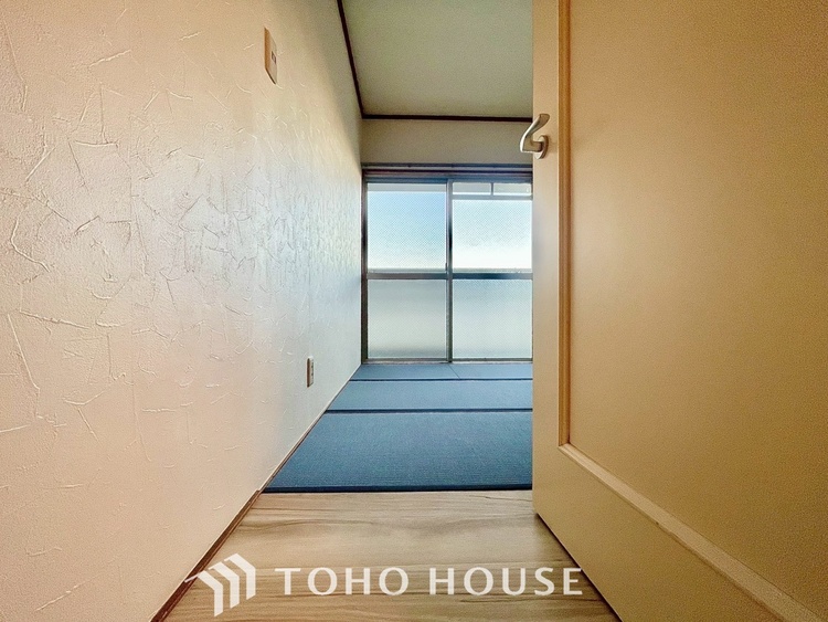 内装 【PRIVATE ROOM】◆快適◆な暮らしに不可欠な収納スペース。快適さとともに思い出も詰まっていく。