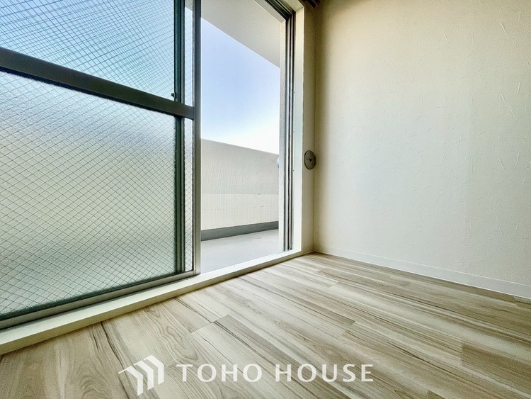 内装 【PRIVATE ROOM】◆属毛離裏◆子は父を手本とし、母に愛育されて成長する。家族の深い繋がり。いつまでも大切にしたい。