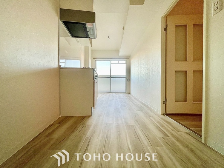 内装 【LIVING】◆住む喜び、楽しさ、感動◆を君と共有したい。いつまでもずっと家族を見渡せるこの広い空間で。