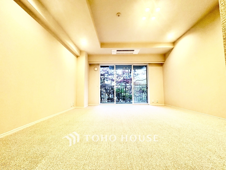 内装 ◆住むほどに実感する快適性＆機能性◆各空間を彩る設備は、デザイン性に優れたHigh Quality仕様が装備。広く使い勝手のよい空間と設備で、理想の暮らしを演出します。