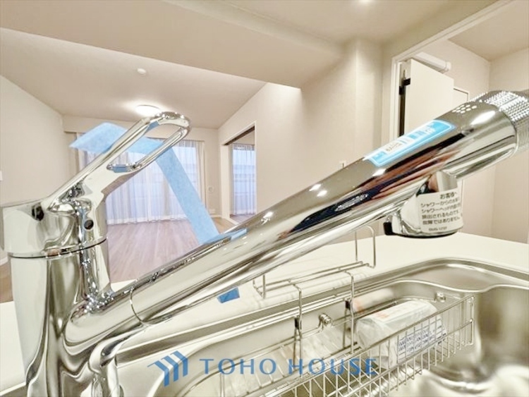 キッチン ◆夏の海の空◆あの頃の夏空のブルースカイ。太陽と潮のかおりが僕の鼻をかすめのんびりとしたリゾート地の情景が思い浮かぶ。心地よい夏の思い出のかおりを。