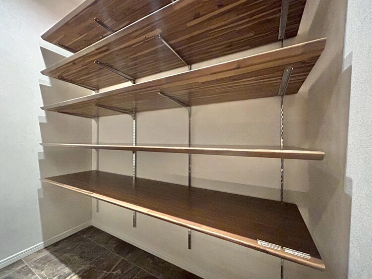 その他 家電やスーツケース、ストック品など何でも片付く嬉しい空間です。