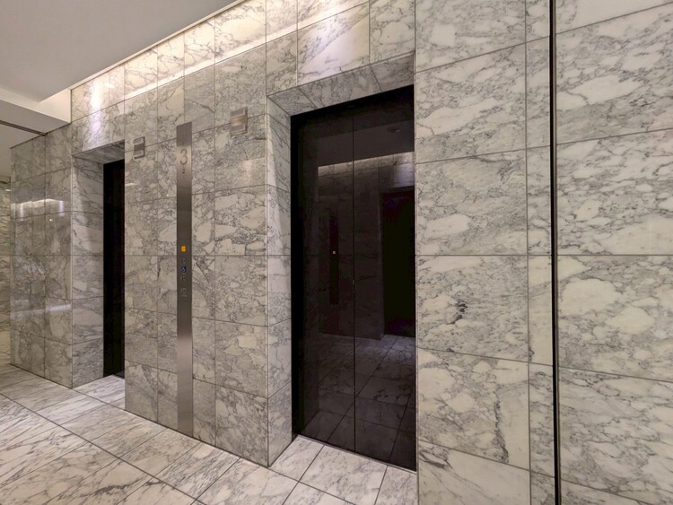 その他 エレベーター完備のため荷物が多くなっても安心。