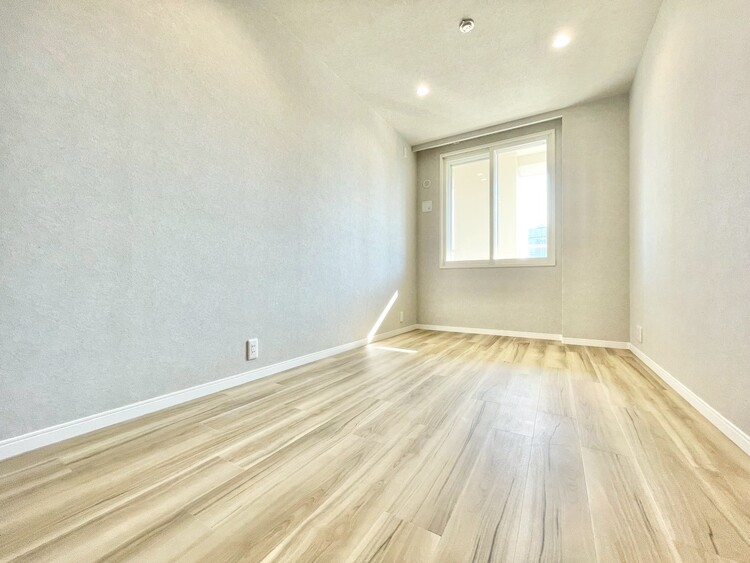 その他 清かで艶やかな時間をもたらしてくれる室内です。