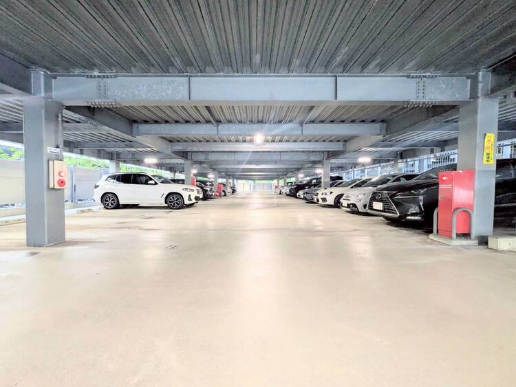 その他 駐車スペースが嬉しいですね。※空き状況は都度ご確認下さい。