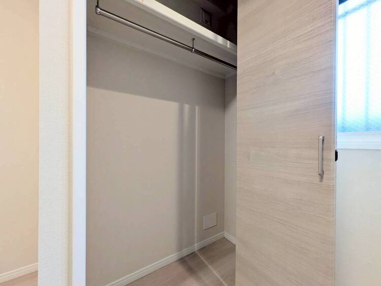 その他 家電やスーツケース、ストック品など何でも片付く嬉しい空間です。