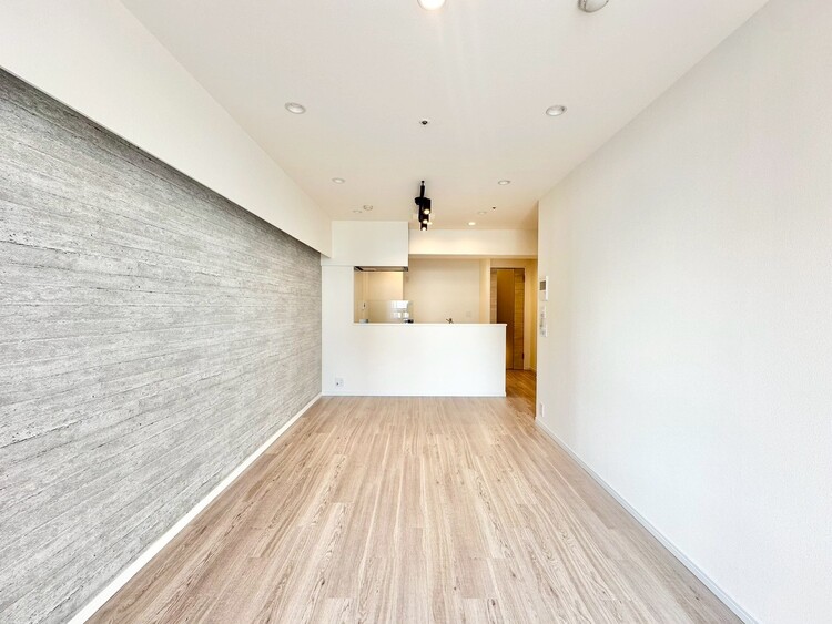 居間 飾り過ぎないシンプルな内装と偏り過ぎないデザインで統一しました。