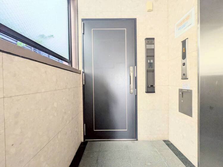 その他 清潔感のある落ち着いた雰囲気の玄関です。