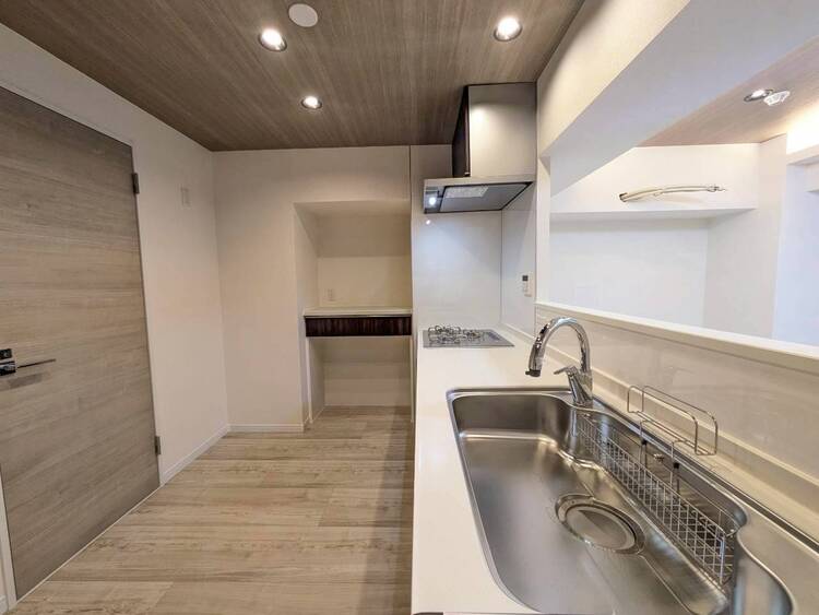 その他 開放感のあるキッチンスペース。調理をしながら、会話も弾みそうですね。