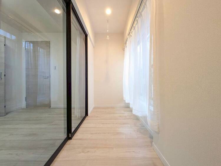 その他 朝の澄んだ空気や、夕方に吹く清々しい風を感じられるバルコニー。