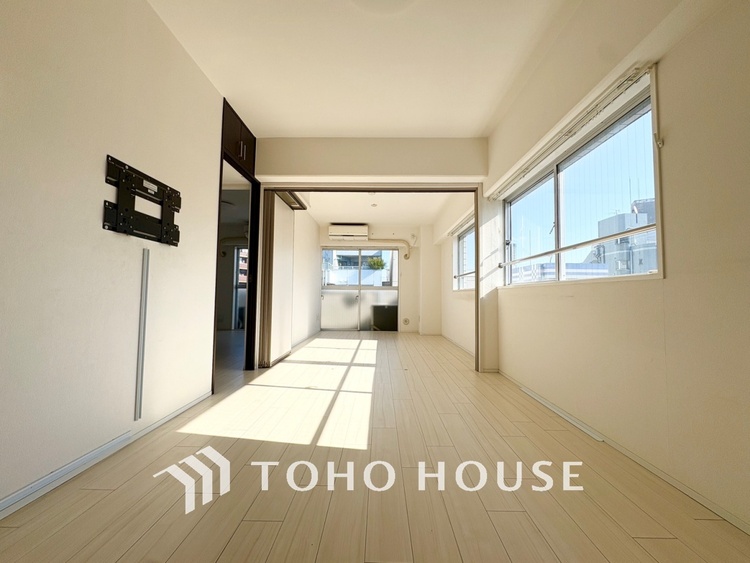 内装 【LIVING】◆Sunshine◆光が燦々と入り、いるだけで気持ちいい。「開放的でゆとりあるお部屋です。」