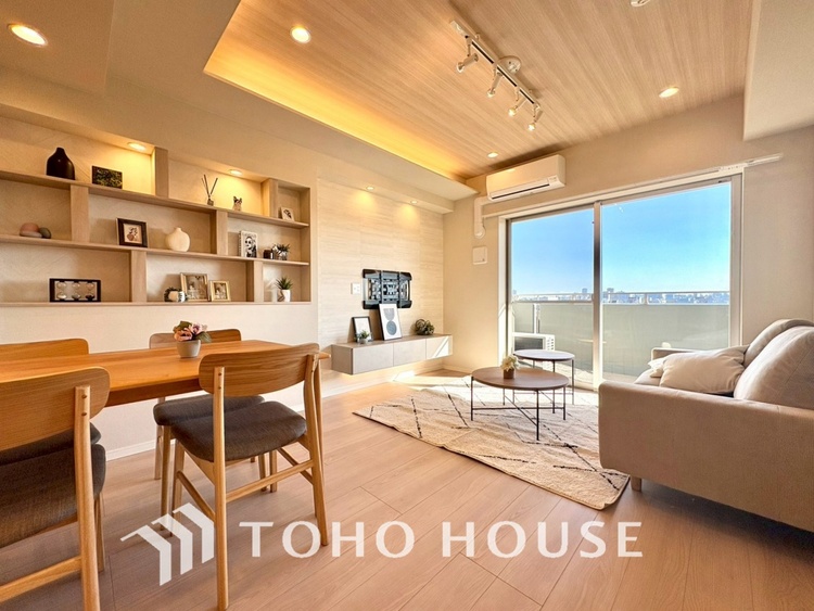 内装 【LIVING】◆simple is best◆無駄のない綺麗なつくりのリビングルームであなただけの暮らしを。