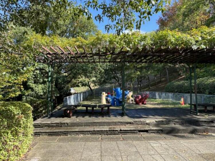 周辺 梶川公園迄410ｍ