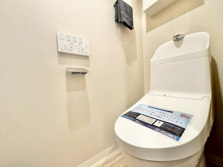 トイレ 暮らしの中のさりげないひとときの快適さにも、こだわりを、持って設備を配しております。