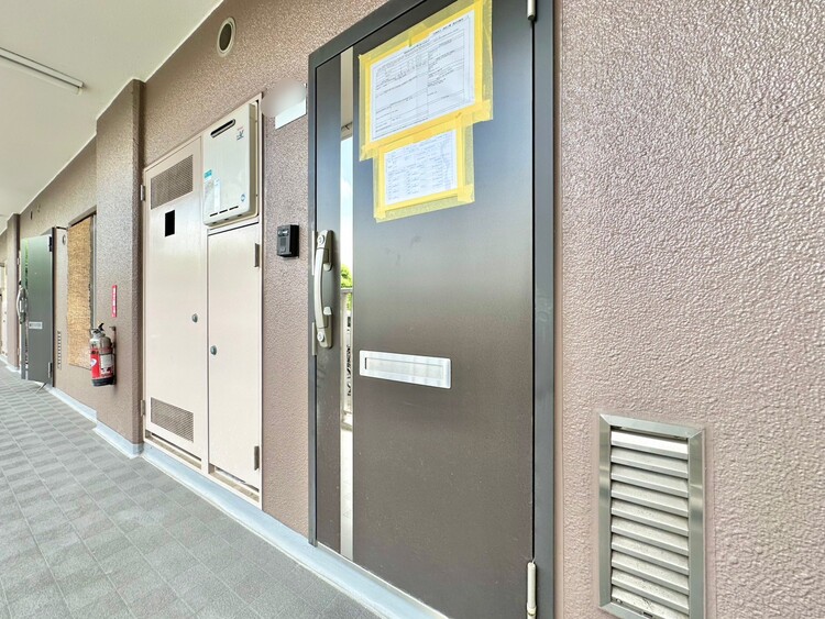 玄関 玄関を開ければ、そこは安らぎのご自宅。