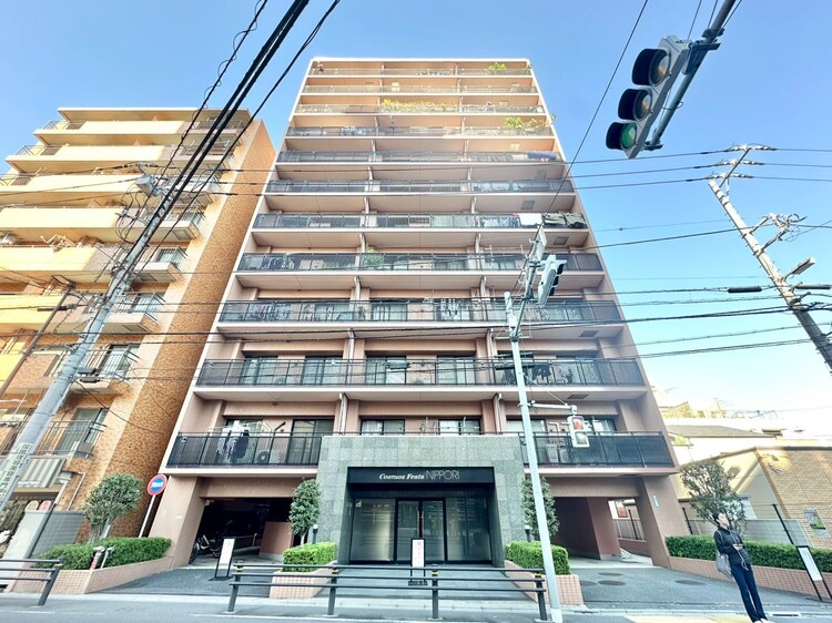 外観 資料には掲載していない情報が、現地にはたくさんあります。是非一度、現地をご確認ください。