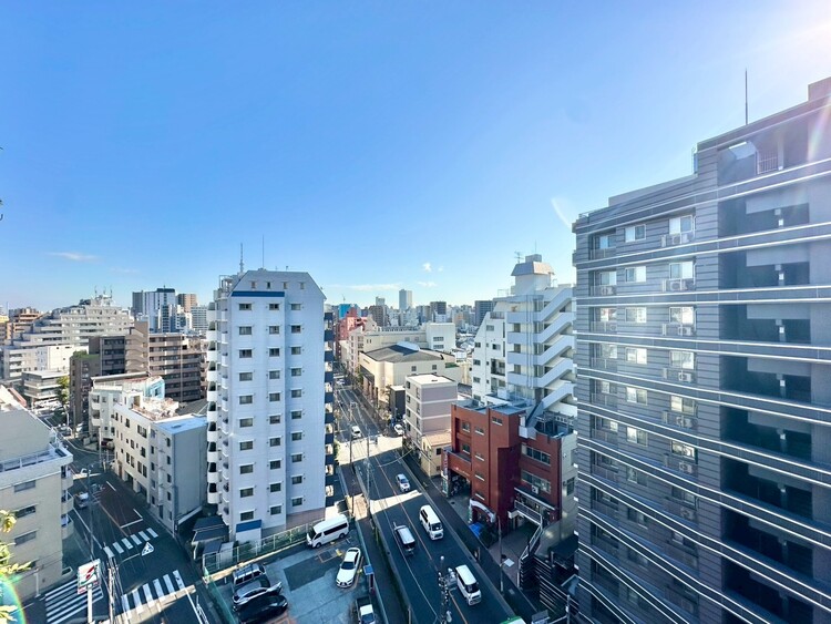 バルコニー 頬をなでる、優しい風を感じることが出来ます。