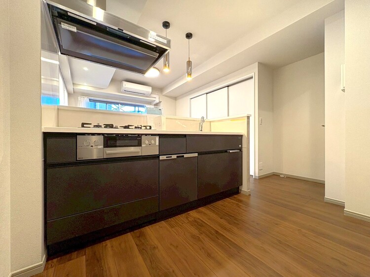 キッチン 洗練されたスタイリッシュなデザイン性と使いやすさを備えた仕様。