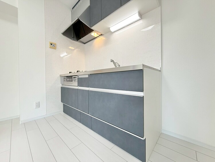 キッチン スマートな意匠と充実の機能を備えたキッチンが、暮らしにおいしい彩りを添えます。