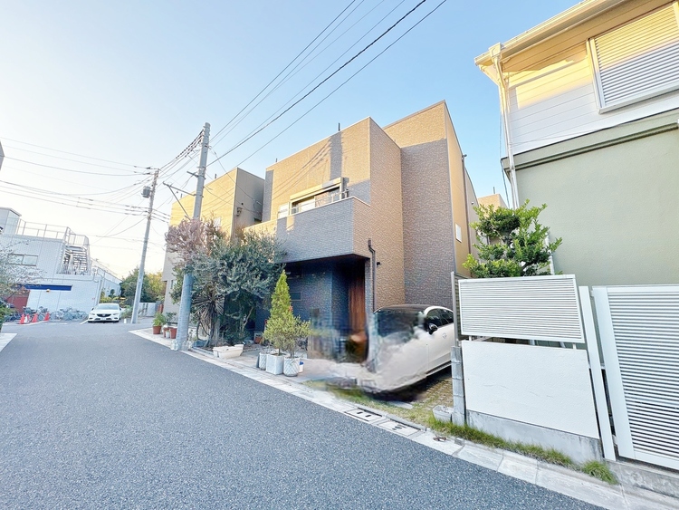 外観 ライフプランニングからローンまで、一貫してご説明させていただきます。お気軽にお問い合わせくださいませ。