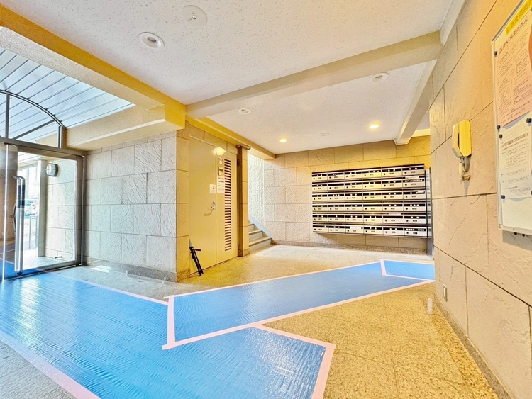 エントランス エントランスは、毎日の行き帰りで使う大事な空間です。