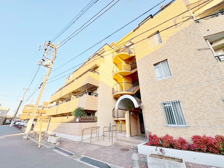 外観 現地に足をお運びいただいた際には、周辺散策などをお勧めいたします。