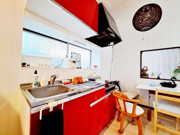 キッチン 洗練されたスタイリッシュなデザイン性と使いやすさを備えた仕様。