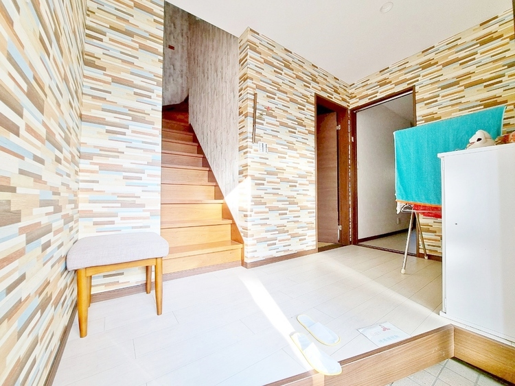 玄関 シューズボックスを完備した玄関です。