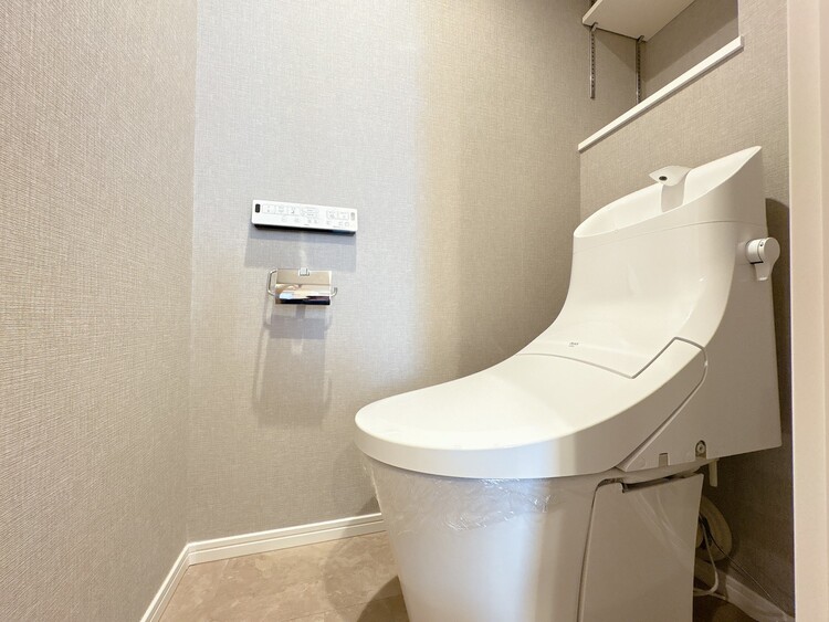 トイレ 暮らしの中のさりげないひとときの快適さにも、こだわりを、持って設備を配しております。