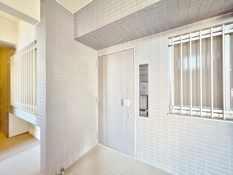 玄関 玄関を開ければ、そこは安らぎのご自宅。