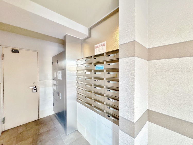 その他 郵便物を受け取るための郵便受けも、きちんと管理されています。