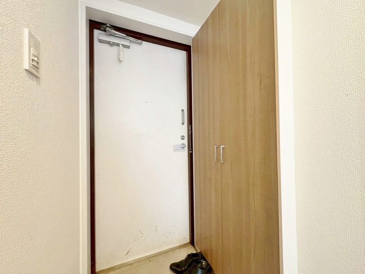 玄関 シューズボックスを完備した玄関です。