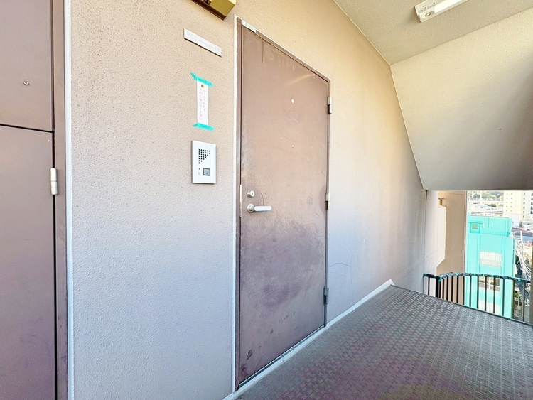 玄関 玄関を開ければ、そこは安らぎのご自宅。