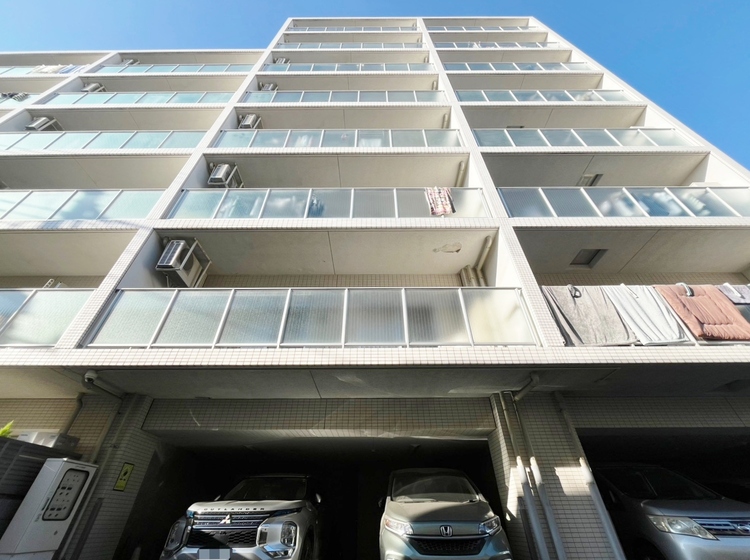 外観 現地に足をお運びいただいた際には、周辺散策などをお勧めいたします。