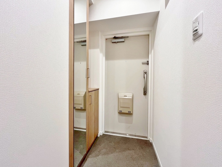 玄関 シューズボックスを完備した玄関です。