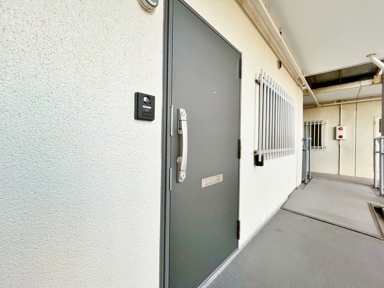 玄関 玄関を開ければ、そこは安らぎのご自宅。