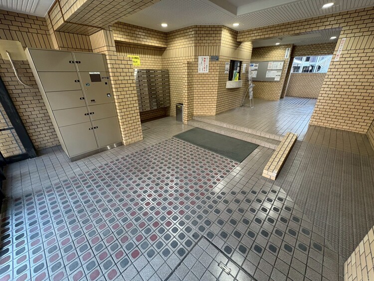 エントランス エントランスは、毎日の行き帰りで使う大事な空間です。