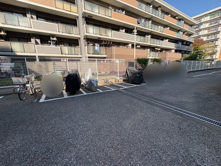 その他 バイク置き場も完備しております。空き状況は、お気軽にお問合せください。