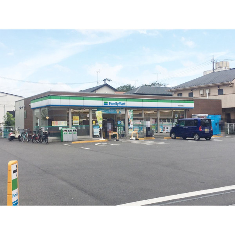 周辺 ファミリーマート練馬西税務署前店(約430m)