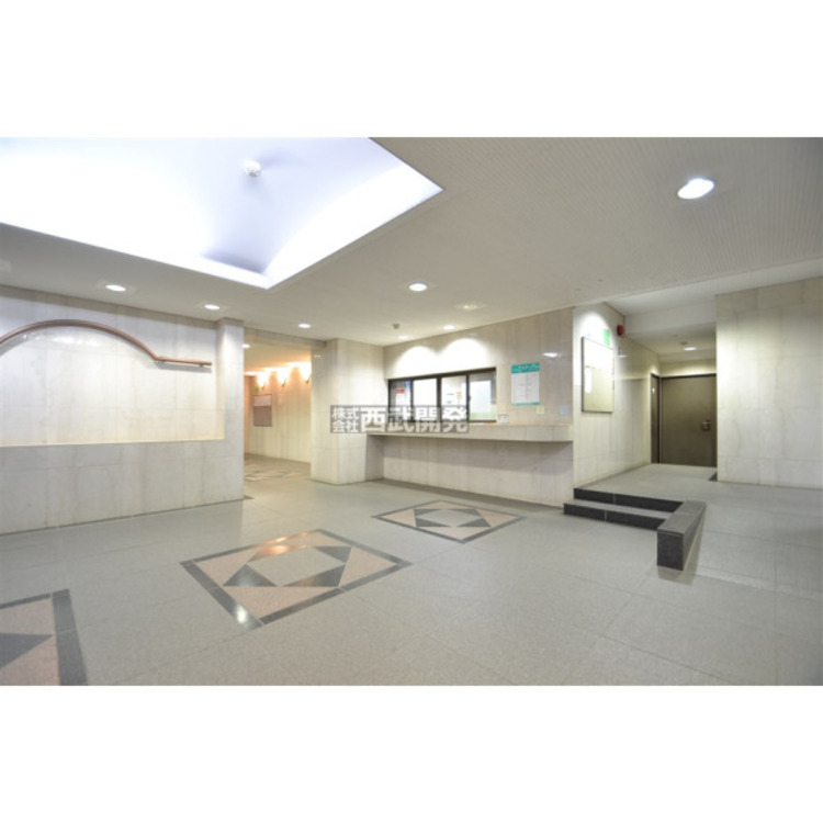 エントランス エントランス