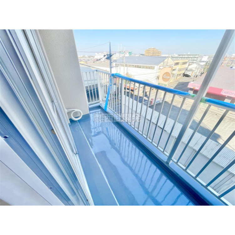 バルコニー バルコニー