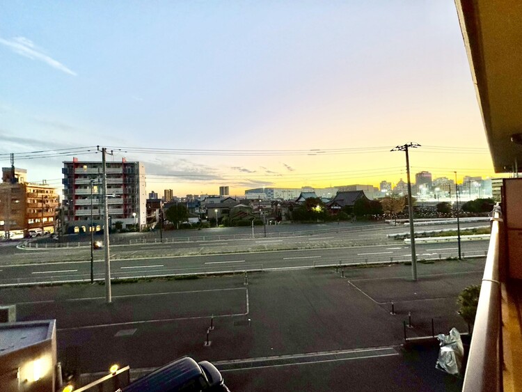 その他 眺望や窓からの景色が良いと、家で過ごす時間も快適です。