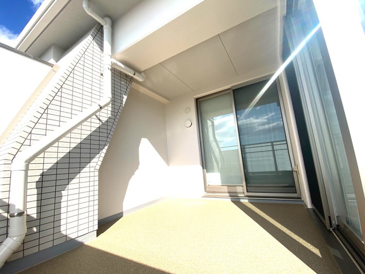 その他 朝の澄んだ空気や、夕方に吹く清々しい風を感じられるバルコニー。